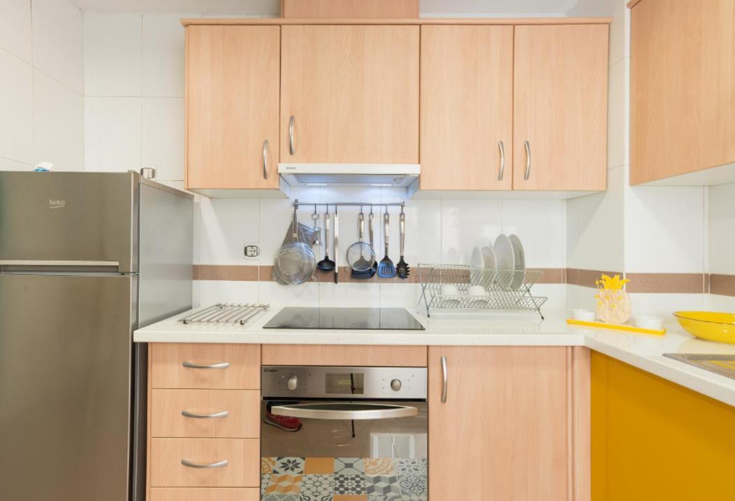 Charming Apartment On The Beach - Pool And Parking 말라가 외부 사진